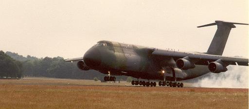 1985-05 Galaxy C5 landt op ssb 2.jpg